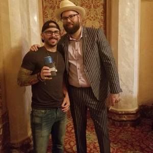 Meet your Posher, Dustin